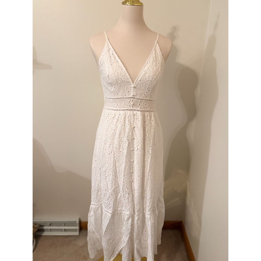 Simplee White Eyelet Embroidered Maxi Dress Size M Boho Cottagecore Summer